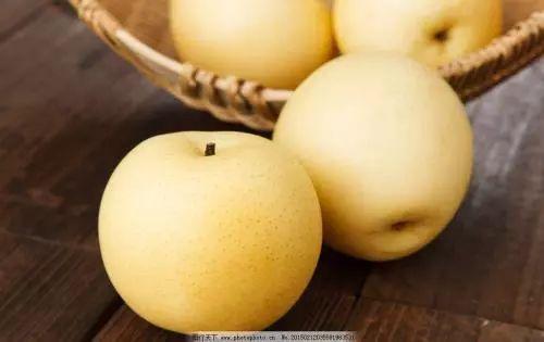 孩子有时候会偶尔干咳几声,没有痰,也不严重