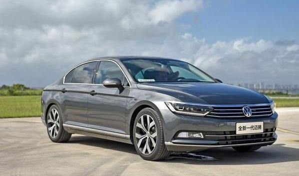 预算30万左右的车子, 是选择“鸡头”还是“凤尾”比较好?