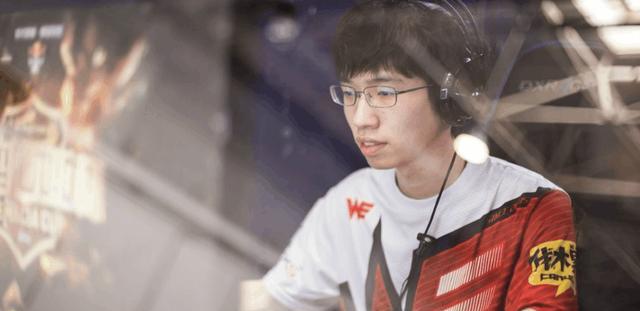 957: LPL比我厉害上单还有956个! 弹幕狂刷: 6