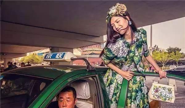 D&G辱华视频里拿筷子的女主角居然是中国人