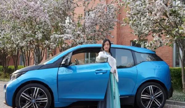 剩余续航里程不降反增? 电驹试驾升级款宝马i3