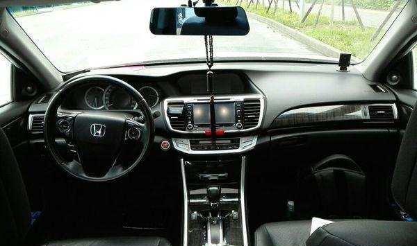 完爆迈腾和凯美瑞, 曾27万, 现15万, 车内听不到发动机的声音