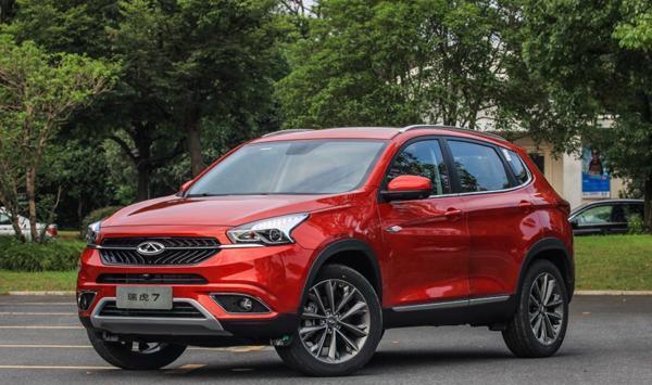 装上电子手刹的奇瑞瑞虎7, 这下真可以和博越、H6一较高下了