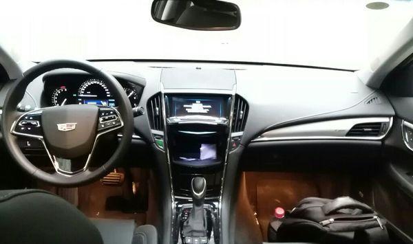 落地价35万, 现在只需25万, 颜值不输奔弛, 越看越喜欢