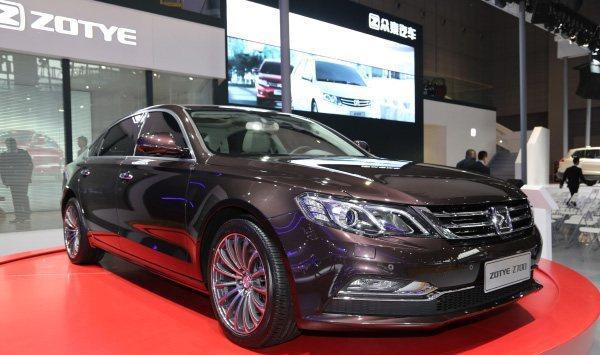 车长5米, 售价不到10万, 内饰配置不输奥迪