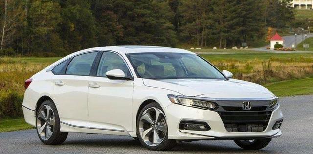 新凯美瑞一车难求，本田笑了：等它一上你就好日子到头了！