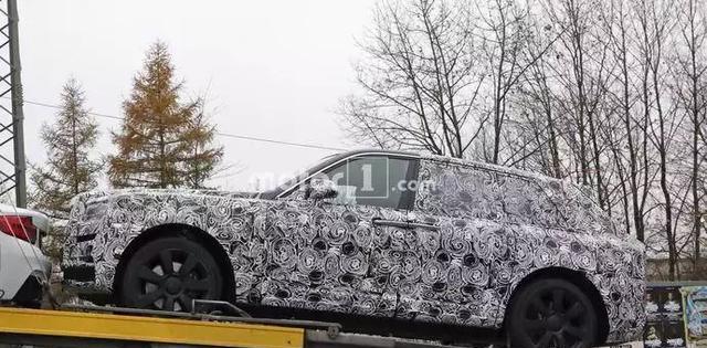 部分伪装褪去 劳斯莱斯Cullinan最新路试谍照曝光