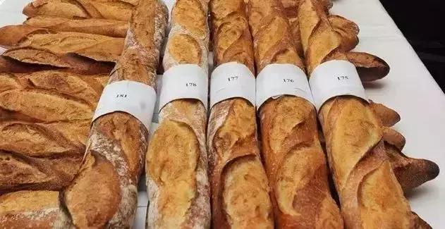 法棍必备割口技巧你都懂了吗?做好一根法棍