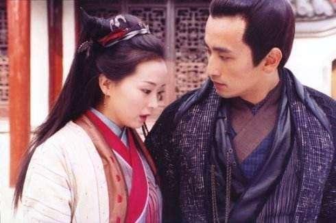 放着天涯四美不要却爱上大叔,网友:这些女主该