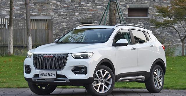 高颜值的2018款哈弗H2s霸气来袭，标配ESP+9寸屏，迎战缤智！