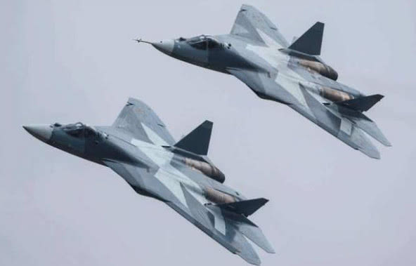 美国战机飞行高度19812米,俄20000米,中国战