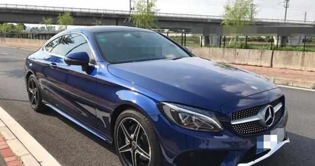 2017领导每天开帕萨特, 我只能低调的开大众辉腾了