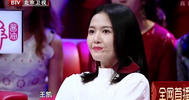 韩东君骑摩托唱歌,薛之谦:来做专业歌手吧,谭维