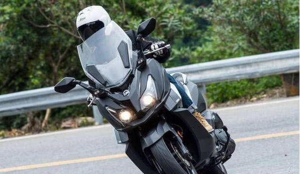 1万到1.5万的大踏板摩托车有什么好的推荐?这