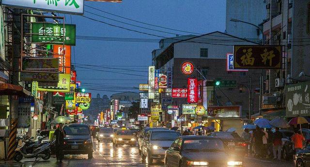 台湾中部最大城市,浓浓的90年代风格,停留在记忆中!