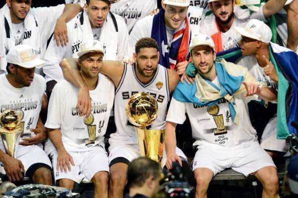 马刺vs奇才全场高清直播免费观看无需会员一键直达比赛现场感受激烈对决