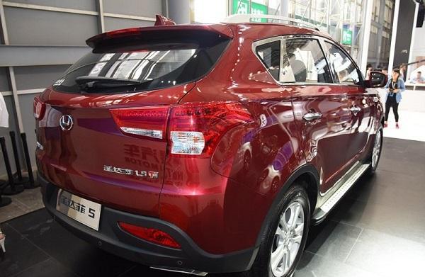 销量堪比缤智SUV仅7.7万起售，内饰像百万豪车，还是多连杆后悬