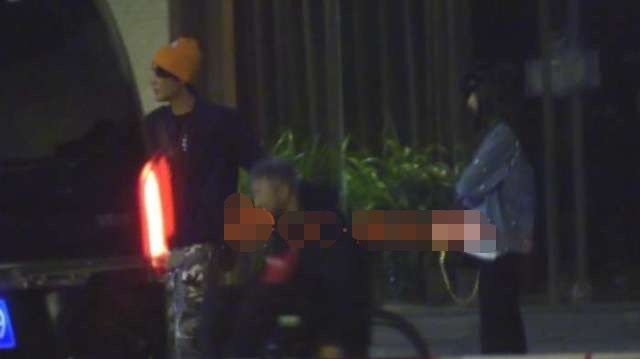 新恋情曝光？杜淳被拍深夜与美女K歌，开车带美女回家共度一夜！