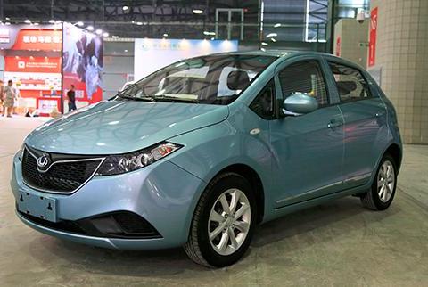 新能源汽车的来临掀起了一场脑力风暴，吉利全球鹰k17a值得首选