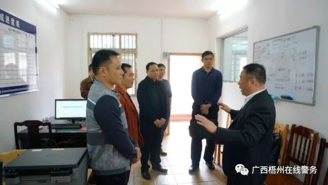 藤县某KTV门口打架砸车事件,以为跑去广东某