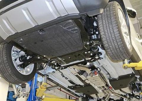 路虎这个被国内土豪给硬生生捧起来的伪豪车品牌到底如何呢