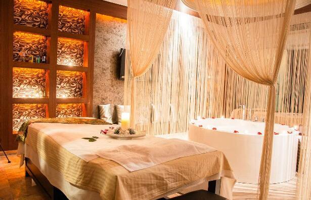 遇到客户投诉, 美容院应该如何处理?