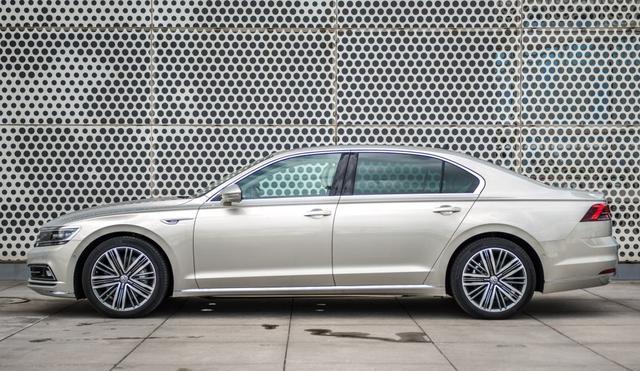 大众最惨的车型, V6配四驱, 暴跌7万却没人要