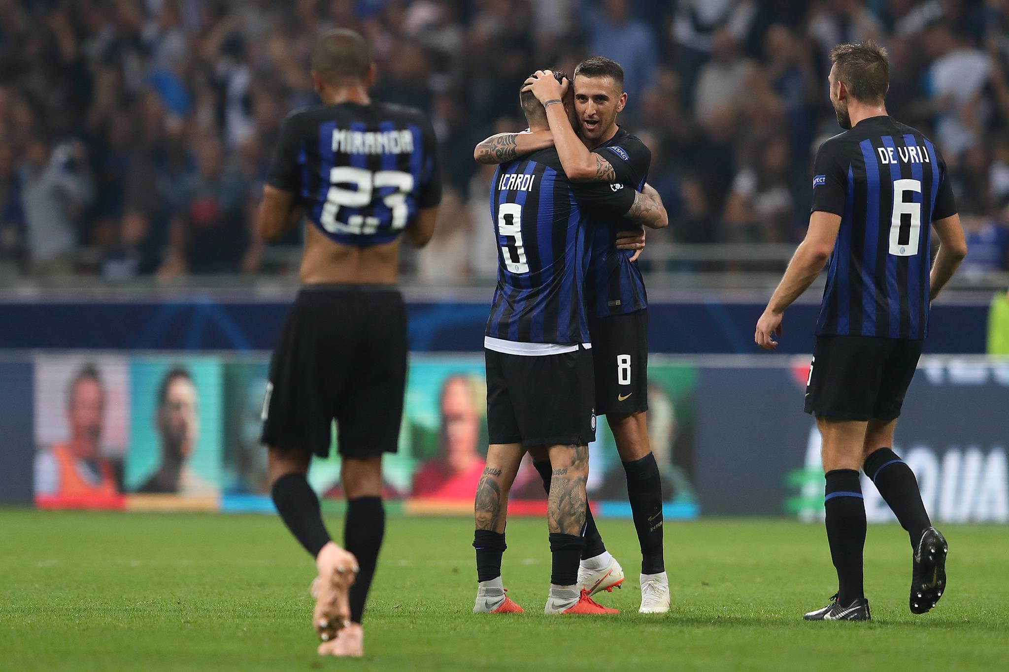 欧冠综述:巴萨国米主场过关 利物浦补时绝杀巴