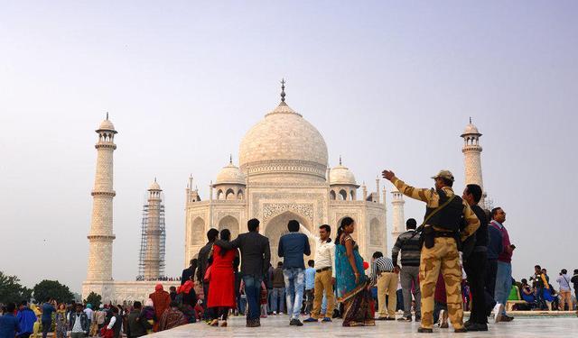 印度人没厕所很正常,连厨房也没有,当地人却说