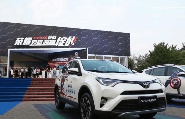 神车配置比途观豪华, 仅15万为啥卖不过本田CRV?