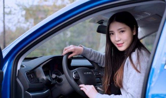 不同性格的女人，喜欢不同性格的车，七夕投其所好，晚上美滋滋