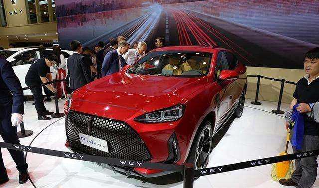 不输宝马X6, 配2.0T混动霸气盖路虎, 更大更霸气