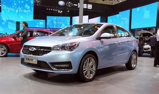 时尚耐看，乘坐舒适，全系标配ESP,家用经济性自主品牌神车