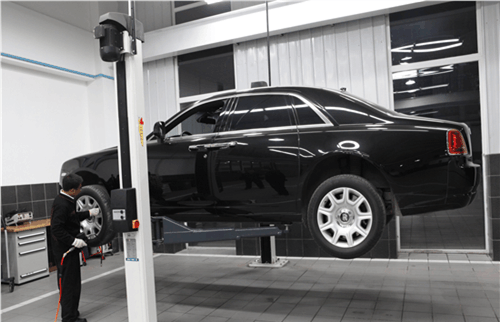 温州富豪耗资千万买劳斯莱斯加长版, 三年后却想把车扔河里?