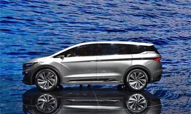 GL8对手到来, 15万起步, 舒适程度不输埃尔法!