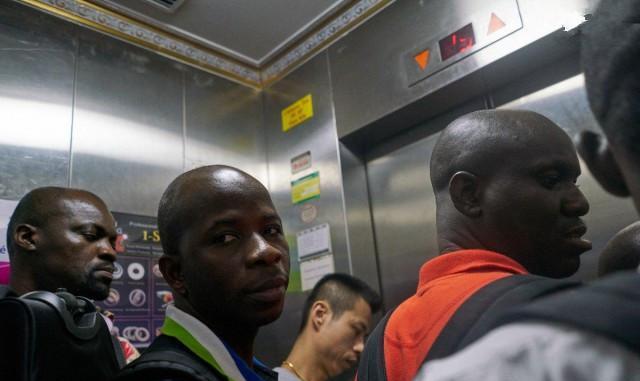 它是中国外籍人员最多的城市, 单非洲黑人就多