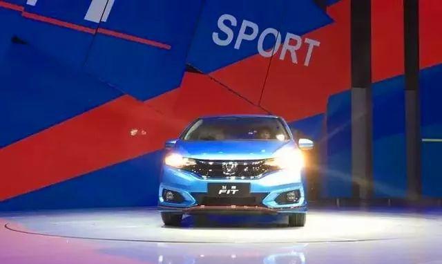 “看到GK5尾灯 算你赢”本田飞度中期改款 新车很霸气