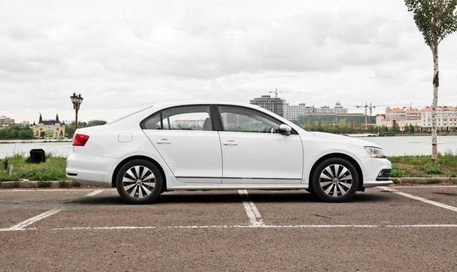 动力充沛，做工精良，满满的情怀，大众速腾不愧为A级车标杆！