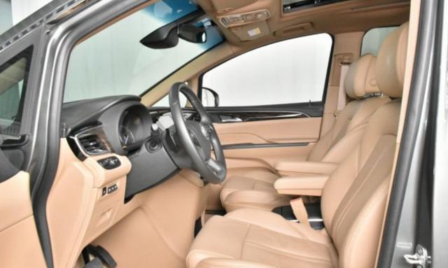 落地价44万, 现在只需40万, 座人拉货样样行, 一路奔小康