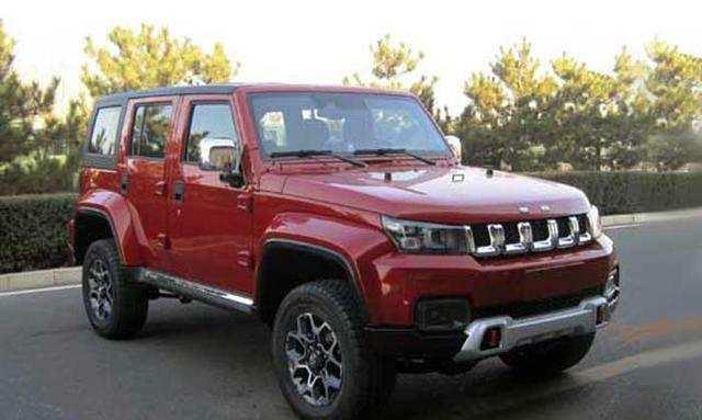 新款BJ40实车亮相，外观更具野性，配奔驰内饰，仅售12万