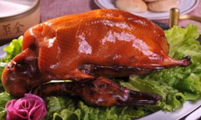 韩国人在中国吃烤鸭,结账时傻眼这算错钱了吧