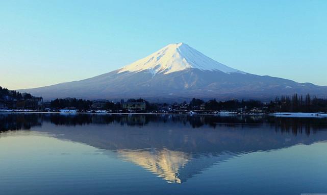 何时何地能拍到富士山最美的湖中倒影? 信不信