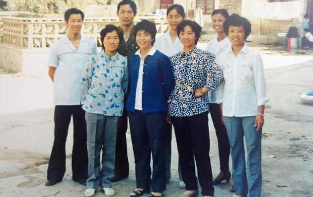 光影里的似水流年 一组八九十年代小县城人的时尚生活老照片