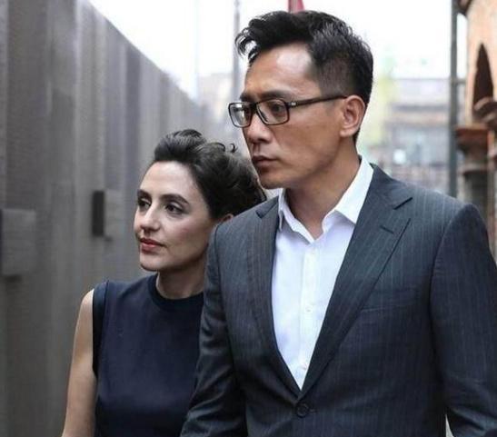 娶了“洋媳妇”的7大明星, 于晓光媳妇最美, 撒贝宁老婆最白
