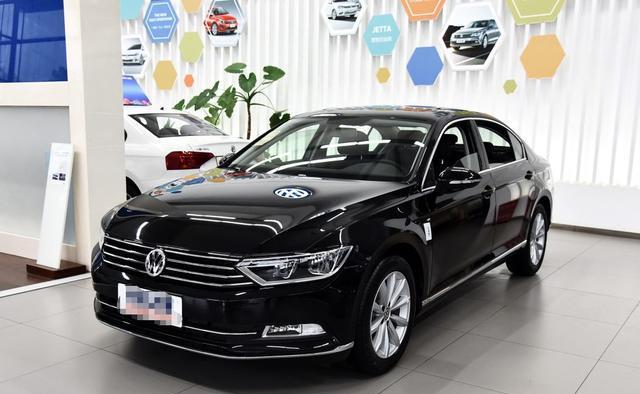 全新迈腾实车亮相, 气质与质感比肩奥迪A6