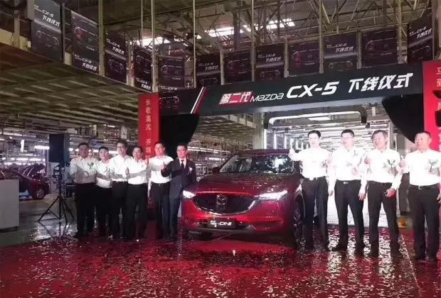 还排队等CR-V? 看这辆高颜值运动SUV之后, 没人在想等CR-V了