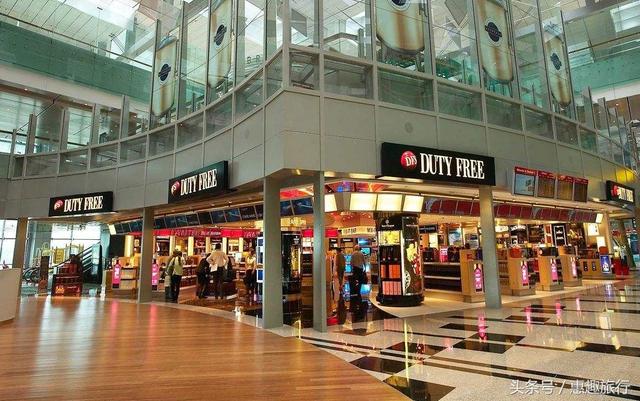 扫货攻略:全球各地机场免税店,买什么最划算?