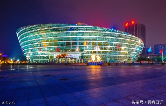 15个新一线城市排名,凭什么成都第1,重庆第3?