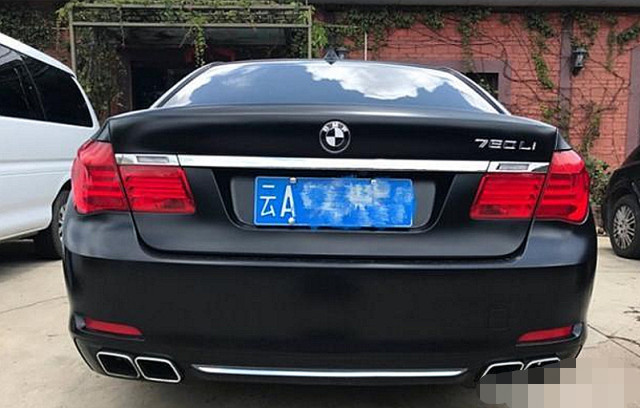 宝马为何没奔驰多见？7年宝马车主说出了他的苦衷