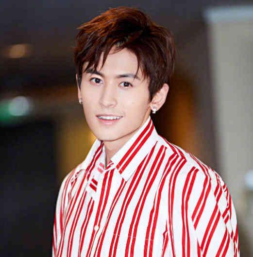 2018年走红的6位男演员,三位跟杨紫有关!张哲瀚也上榜